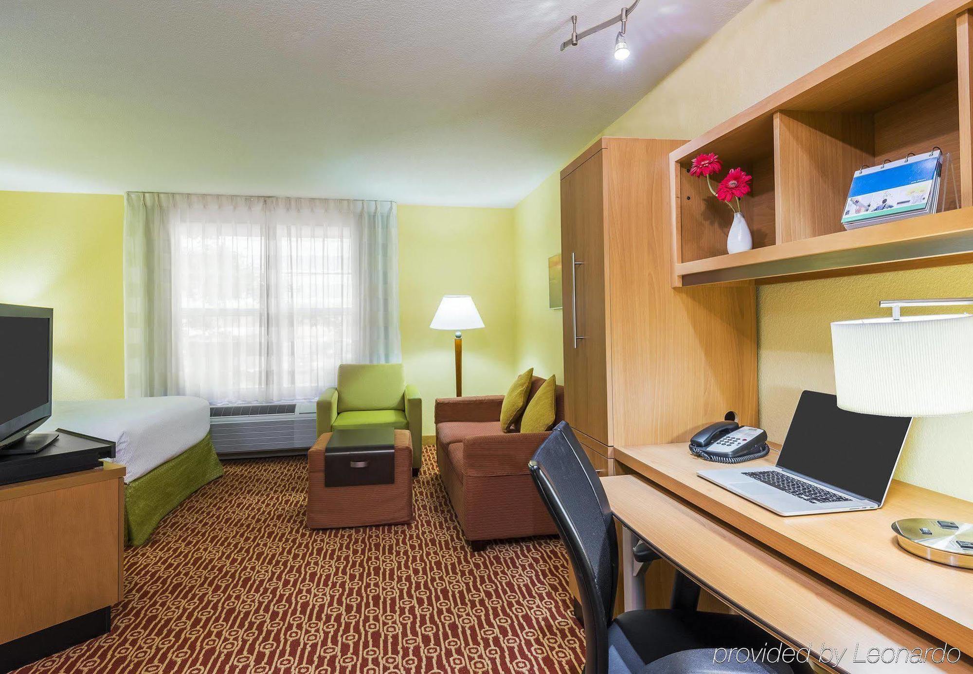 Towneplace Suites By Marriott Springfield Esterno foto